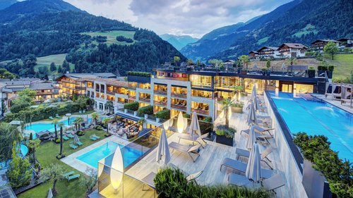 Kinderfreundliches Hotel in Südtirol mit Pool